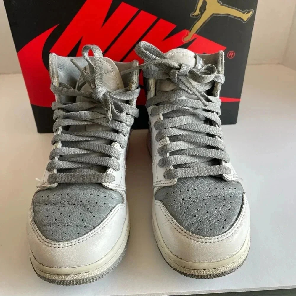Nike Air Jordan 1 Retro High OG Stealth GS Size 4.0Y Shoes White Grey - Picture 2 of 10